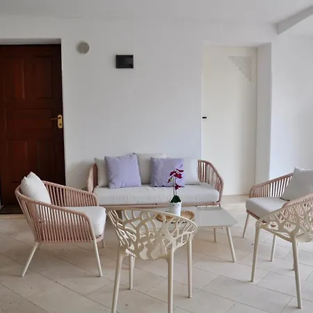 Adele, Con Piscina A 700 Mt Dal Mare Vila *