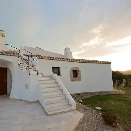 Adele, Con Piscina A 700 Mt Dal Mare Willa