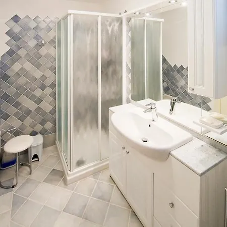 Vila Adele, Con Piscina A 700 Mt Dal Mare *