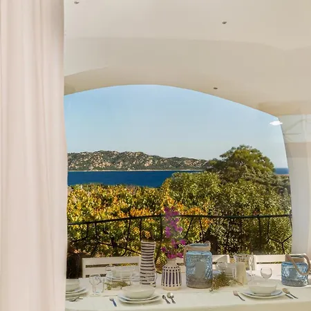 Adele, Con Piscina A 700 Mt Dal Mare *