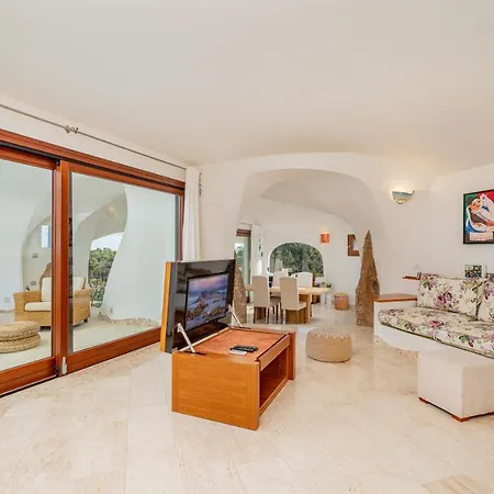 Adele, Con Piscina A 700 Mt Dal Mare *